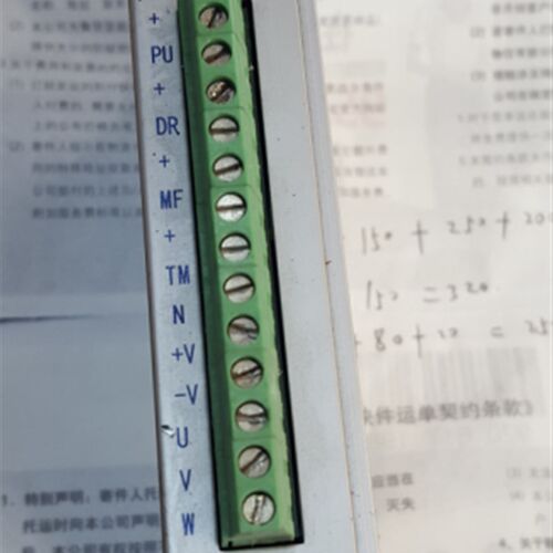 研控(YAKO)三相步进电机驱动器YKB3606MA/YKA3606MA   2手的