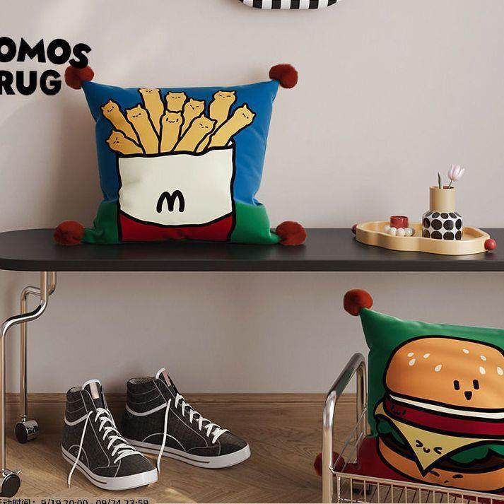 卡通可爱薯条汉堡抱枕靠垫可拆卸枕套沙发客厅床头靠垫车载腰枕垫