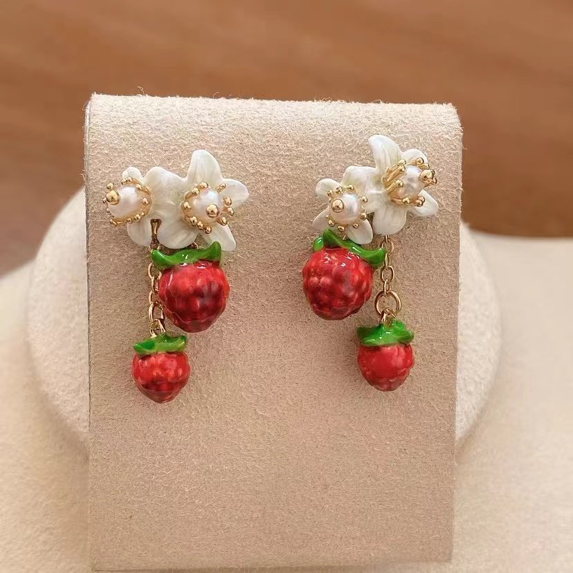 法式田园浪漫盛夏果园小红莓甜美可爱清新白色花朵长耳钉项链手链