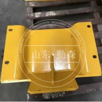 推土机配件  SD17 前底护板 114R-52-01000  护板  114R-52-02000