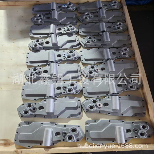 厂家直供现货批发零售6B5.9/ISBE/6D102机滤座总成5273377