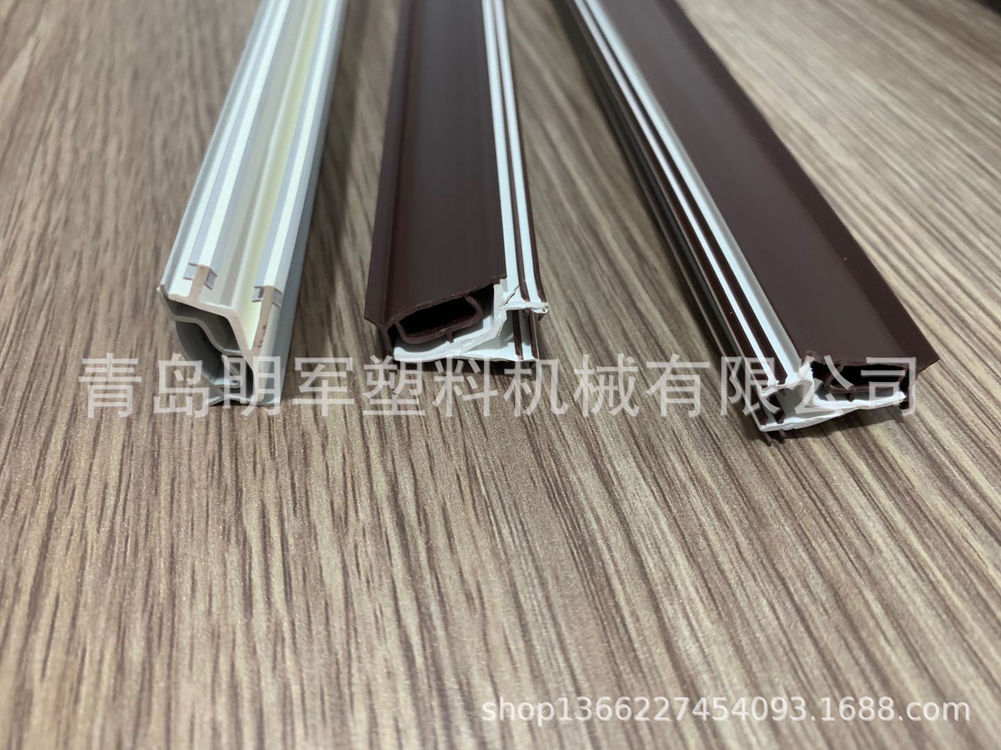 PVC软硬共挤双色密封条生产线