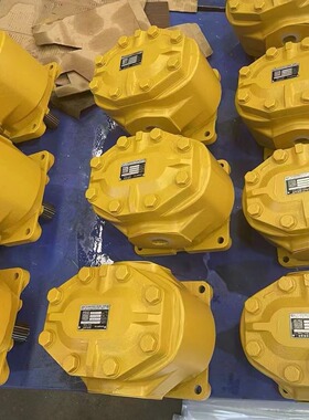 推土机D65液压泵变速泵工作泵07441-67503行走泵全车配件