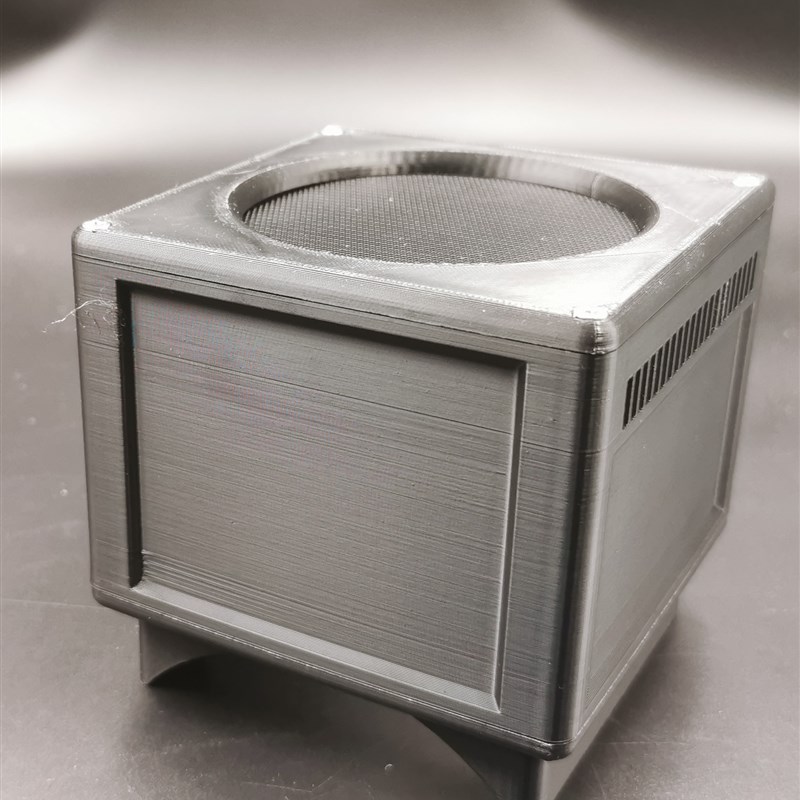 畅网P5小机箱,支持全闪模块,上下主动散热口