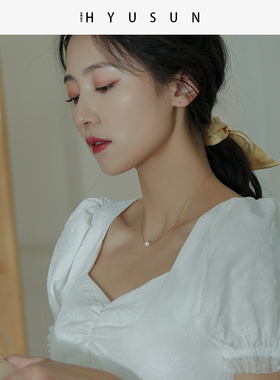 天然珍珠项链女简约气质网红潮小众设计轻奢高级感超仙锁骨链闺蜜