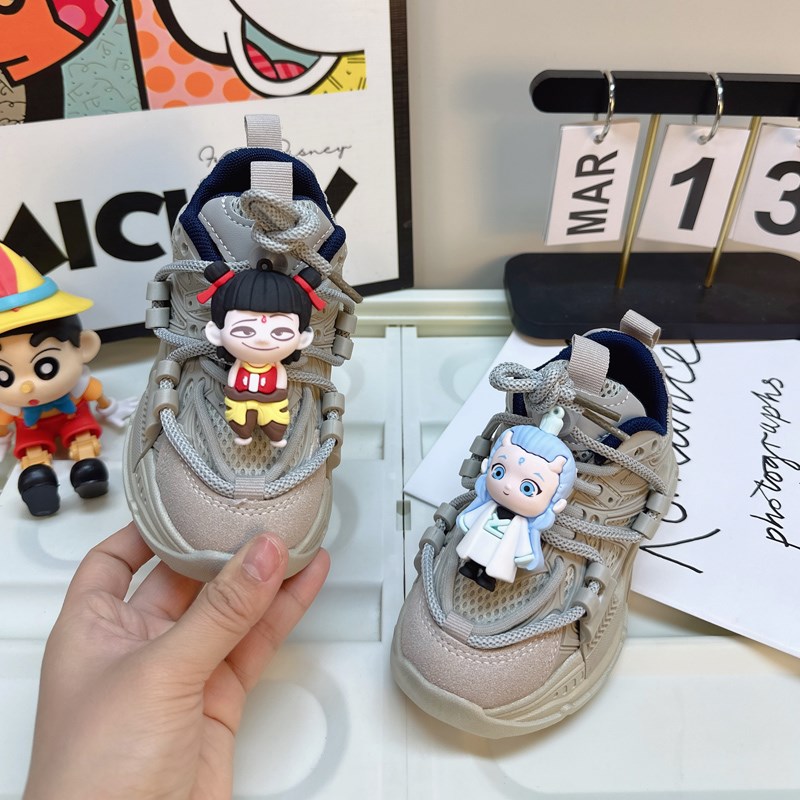 男童开春运动鞋网面透气男孩儿童老爹鞋哪咤熬丙傲丙嗷丙敖丙鞋子