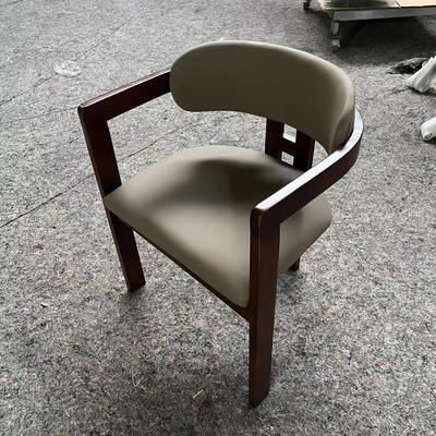 意式餐椅简约实木弧形椅子酒店软包靠背椅轻奢家用书桌椅洽谈扶手