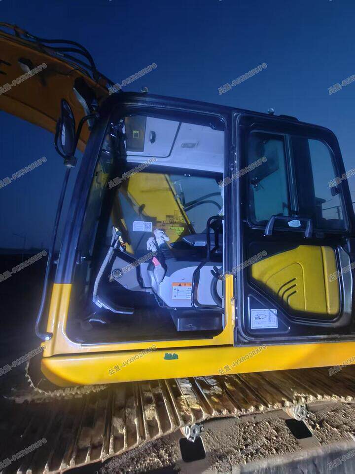 4月9日乌鲁木齐216龙工LG6205E挖掘机SPC0029—有铲斗【GCJX】网络拍卖公告