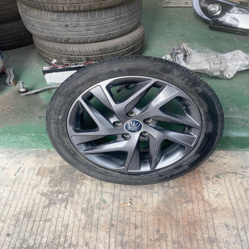 议价比亚迪秦17寸轮毂，原装拆车