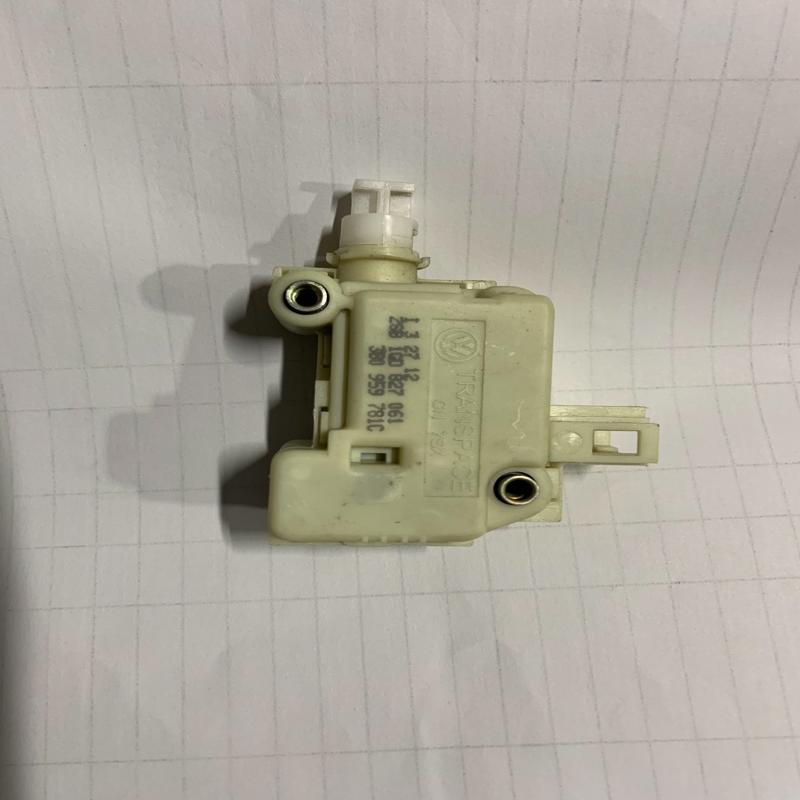 议价适用捷达后备箱锁电机原厂，捷达王行李箱锁电机马达，后备箱