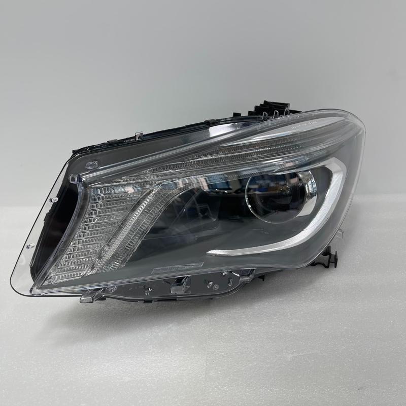 议价2013-2015款奔驰Cla级W117大灯 cla20