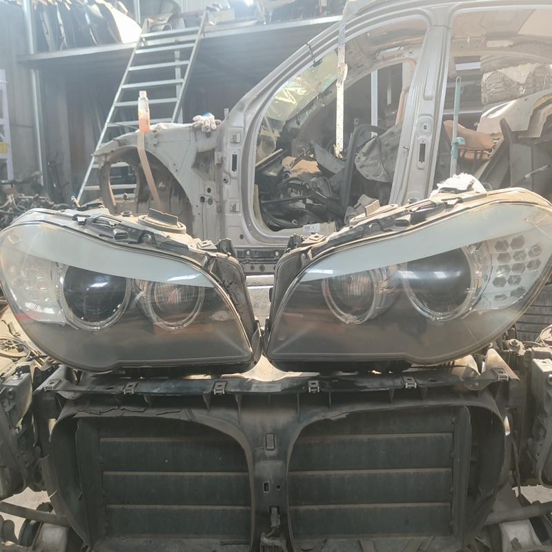 议价宝马5系老款F18高配随动大灯，纯原厂拆车，无修复无断爪