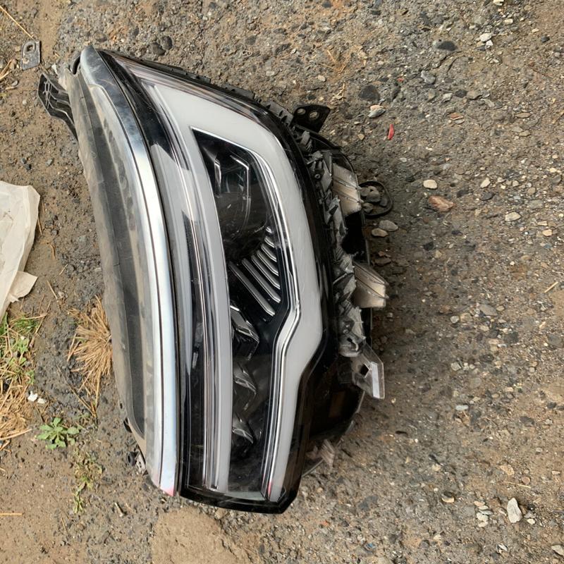 议价荣威RX5 MAX左前大灯总成原厂拆车件 下爪裂