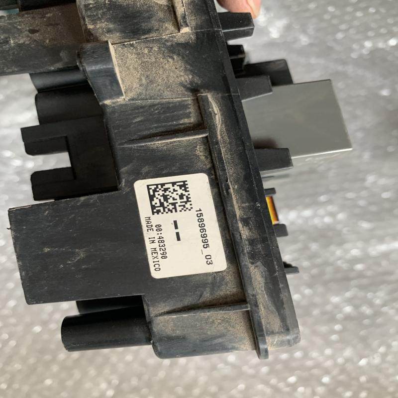 议价凯迪拉克SRX机仓保险盒总成   SRX发动机保险盒,电子元器件市场,其它元器件,淘宝优惠券,粉丝福利购,淘宝优惠卷