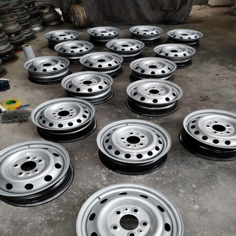议价二手拆车铁轮毂16寸大通V80钢圈，V80铁轮毂，东风御