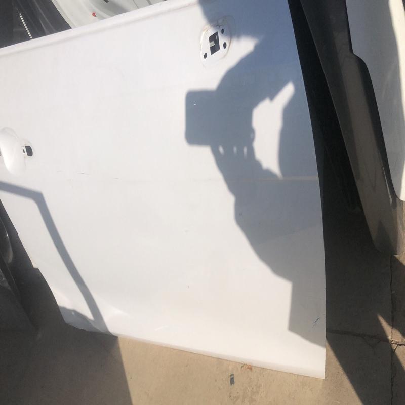 议价拆车门子，比亚迪秦次纯拆门子，轻微伤痕，可修复