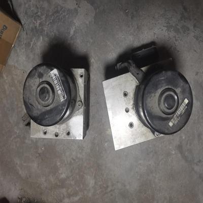 议价大众帕萨特B5  ABS泵原装下线处理2个看清编号要货