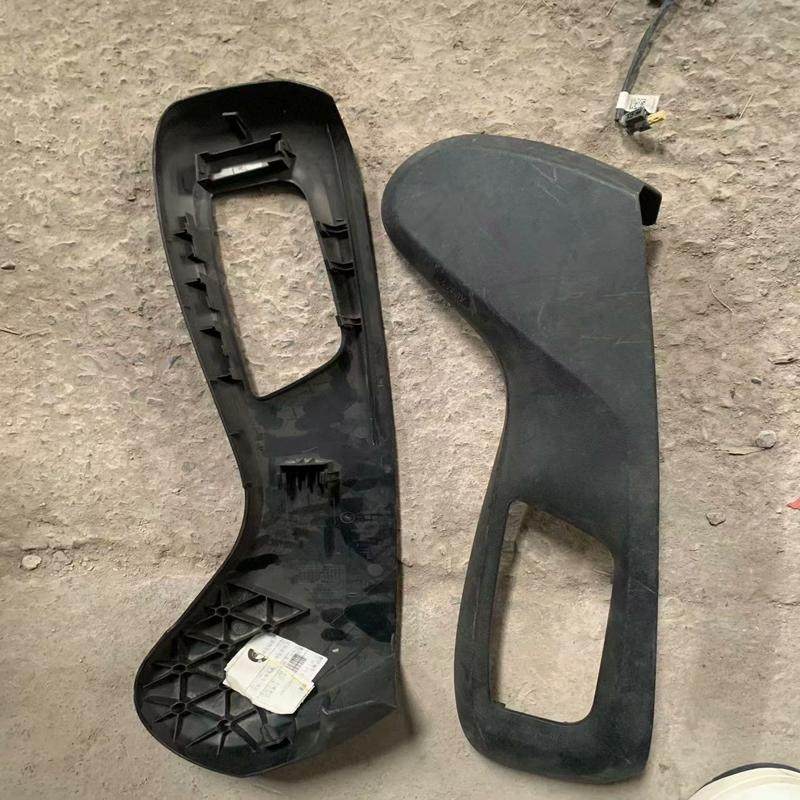 议价宝马三系g28座椅盖板原厂拆车成色好,电子元器件市场,其它元器件,淘宝优惠券,粉丝福利购,淘宝优惠卷