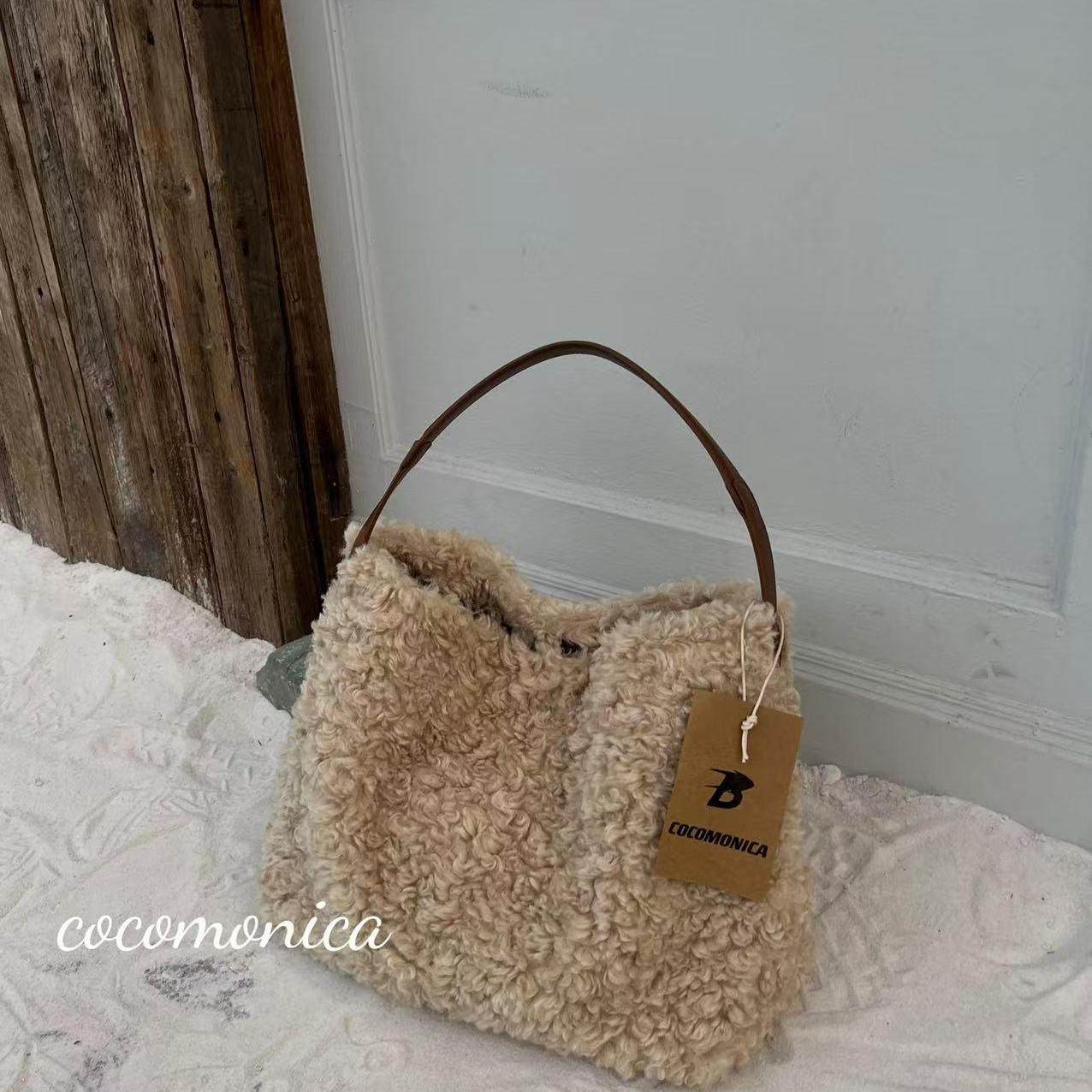 小众品牌秋冬新款羊羔毛托特包大容量可爱毛茸茸手提单肩斜跨包女,箱包皮具/热销女包/男包,托特包,淘宝优惠券,粉丝福利购,淘宝优惠卷