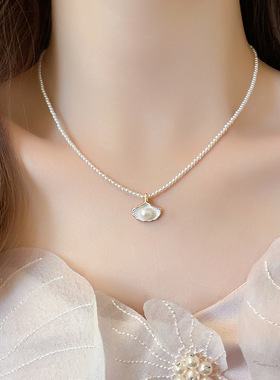 新款白色贝壳珍珠吊坠项链小众法式轻奢感锁骨链气质百搭项饰