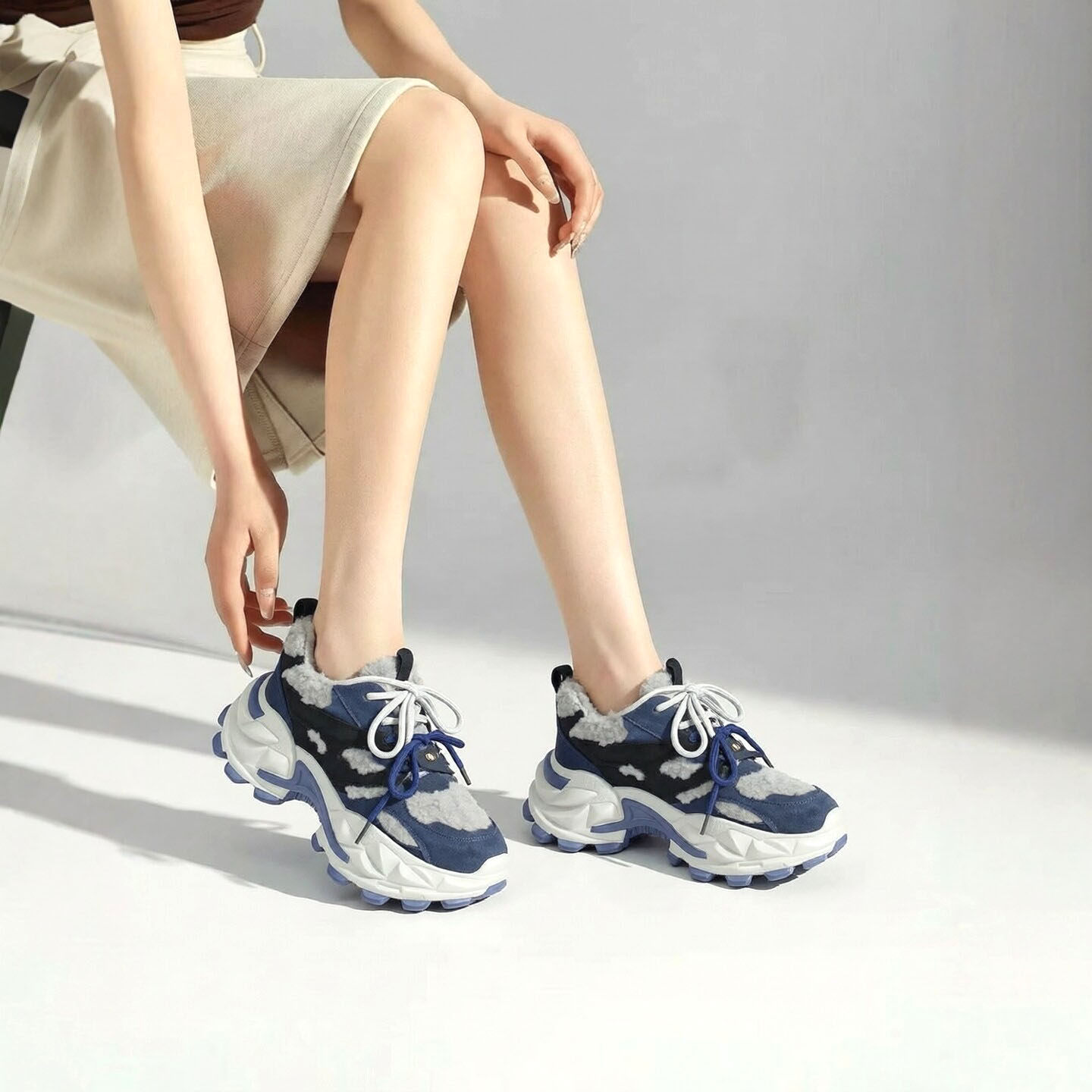 水钻绑带厚底老爹鞋女2025冬新款百搭休闲运动鞋舒适保暖棉鞋增高