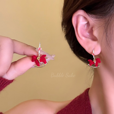 新年红运红丝绒木马钱币耳扣