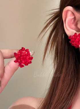 晚秋花房 手工串珠红色绣球花耳环女轻奢高级感耳钉显白百搭耳饰