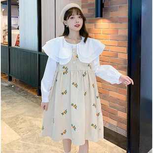 连衣裙时尚 孕妇秋装 韩版 衬衣冬季 减龄灯芯绒绣花背带裙两件套 长袖