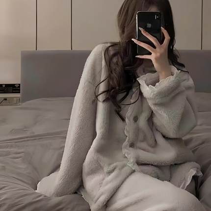珊瑚绒睡衣秋冬款女法式甜美蕾丝边法兰绒加厚加绒保暖家居服套装