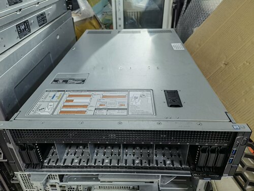 DELL R940 24个盘位 带2个散热 支持2个cpu