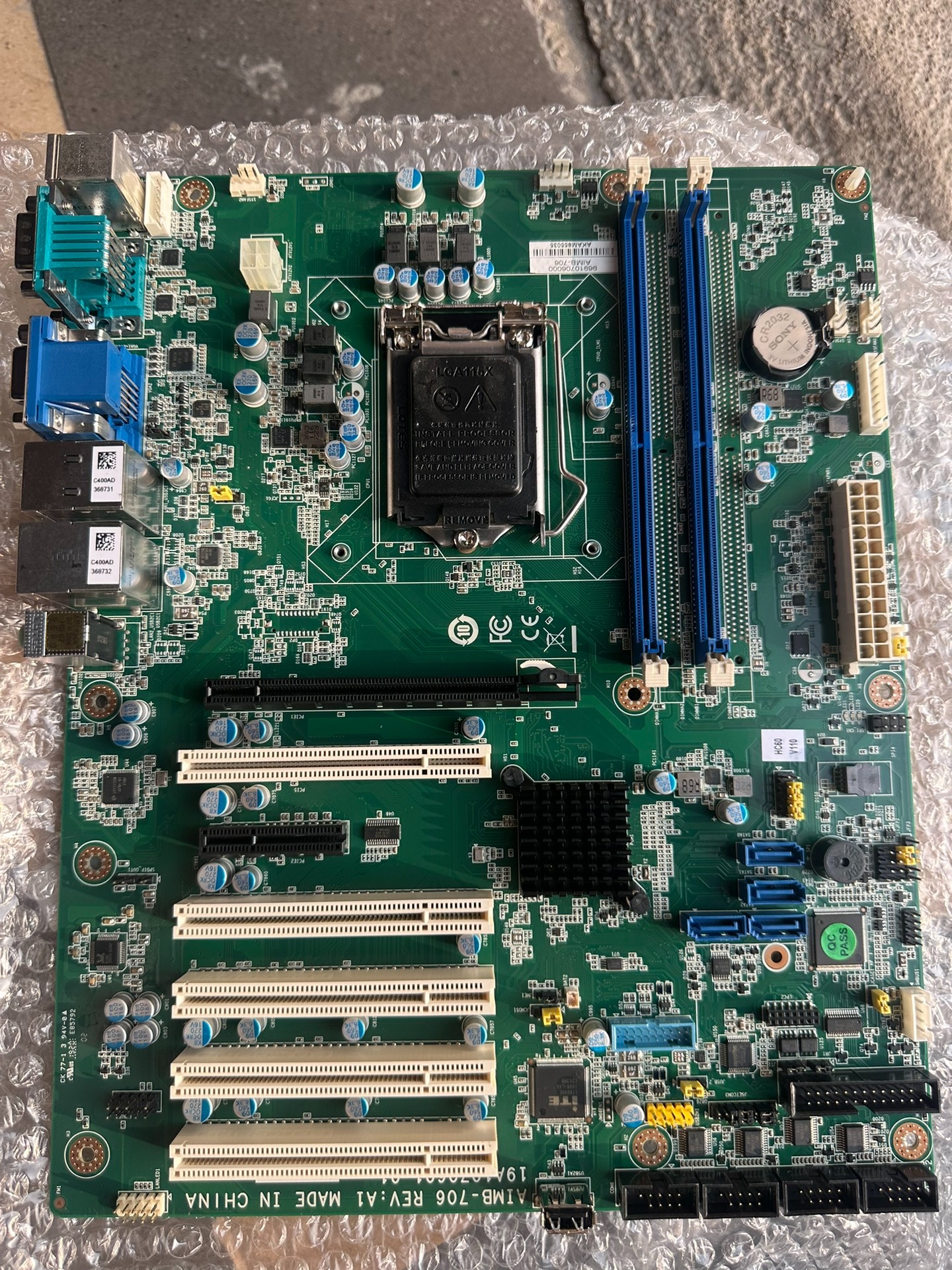 研华八，九代主板，型号：AIMB-706G2，数量十二片。议价