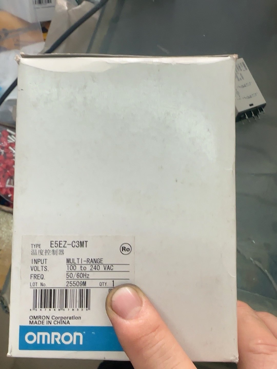 原装欧姆龙温控器E5EZ-C3MT