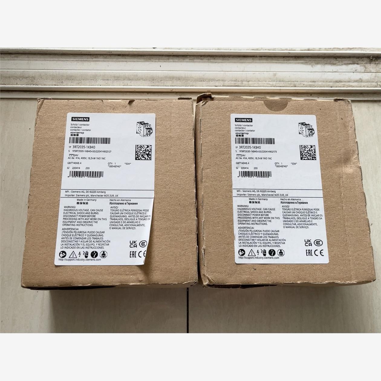 西门子接触器3RT2035-3KB40全新库存2台，现低价处议价