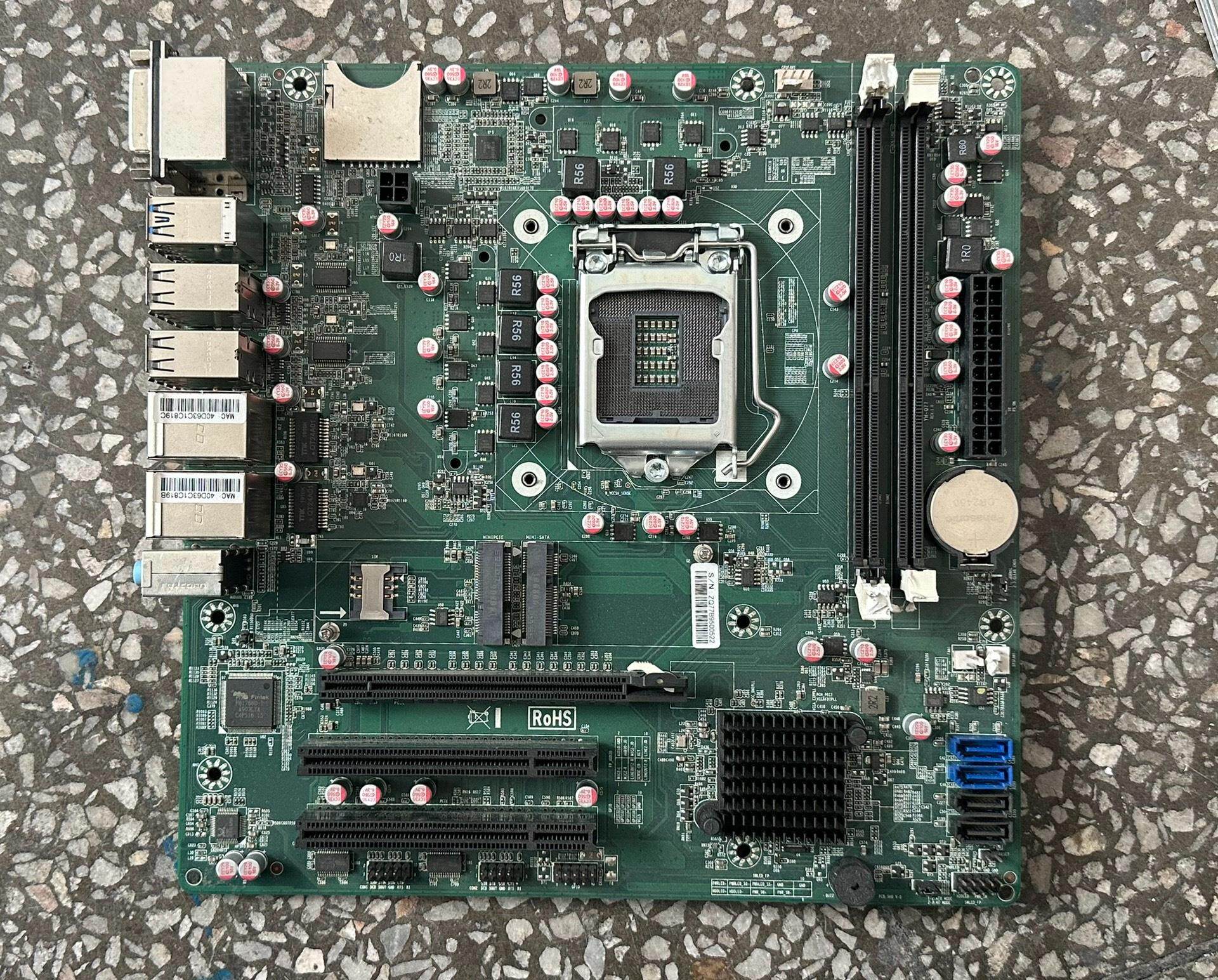 H81双网卡双DVI工业设备主板  HY-Q77 有两个 带