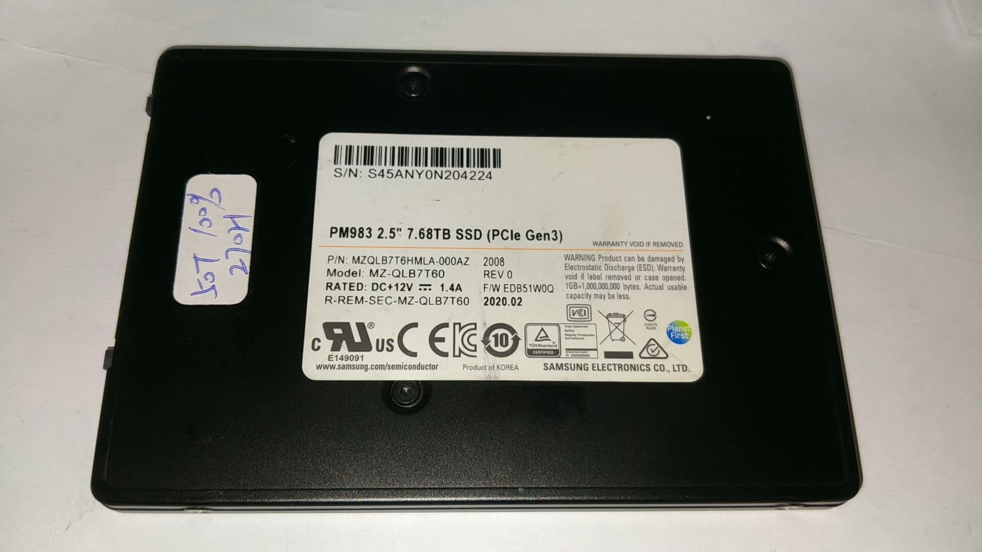 Samsung 三星 2.5寸 PM983 U.2 Nvme - 实物图