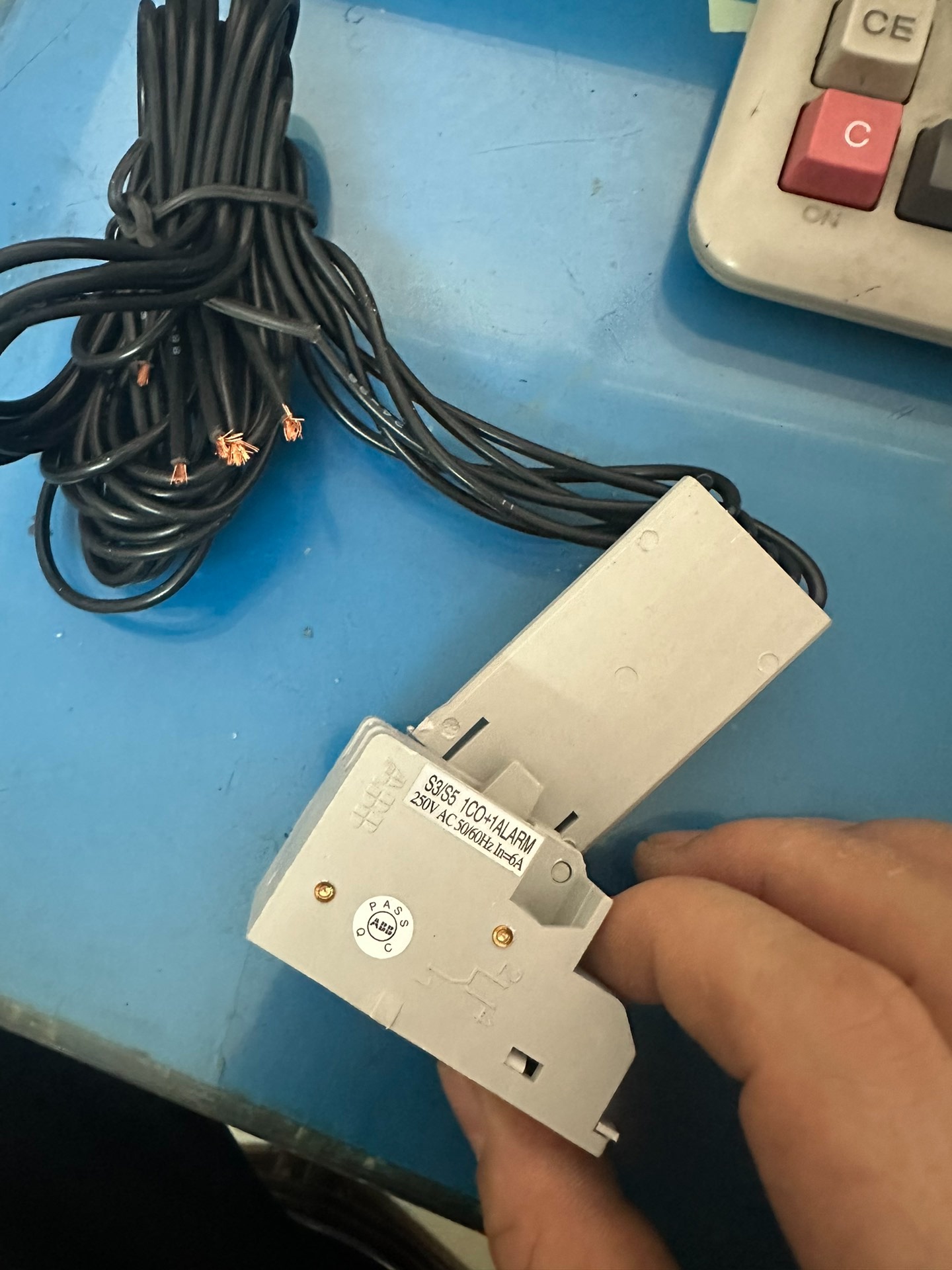 原装ABB断路器触点S3/S5 1C0+1ALARM