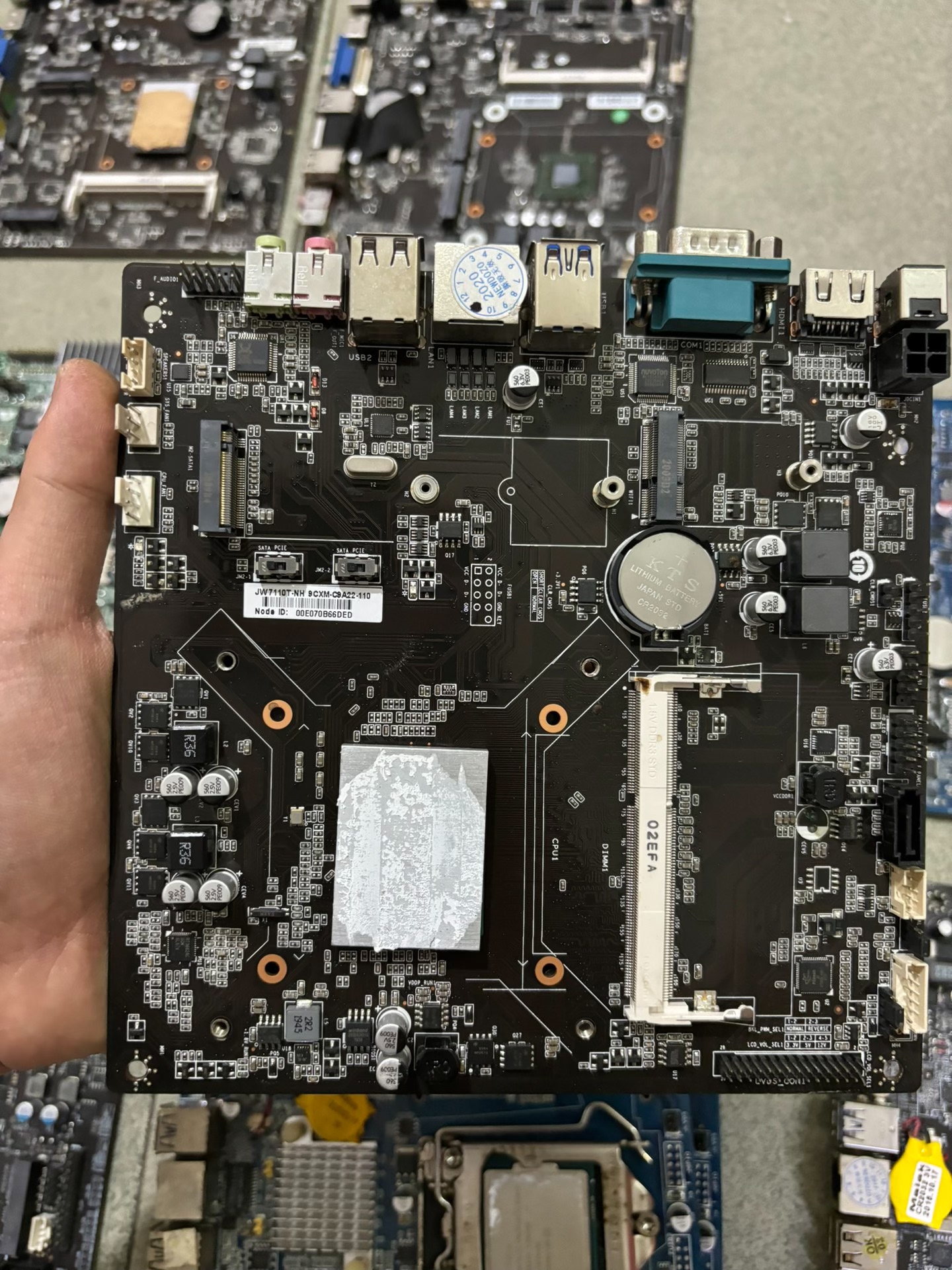 杰微JW 7110T主板，E2-7110cpu