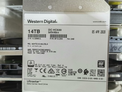 西数 HC530 14t 14TB 硬盘 SATA接口 WU
