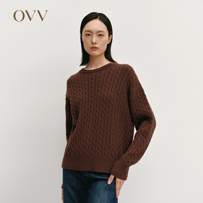 OVVOutlet秋冬热卖新款女复古立体麻花竖条纹圆领保暖轻盈羊绒衫