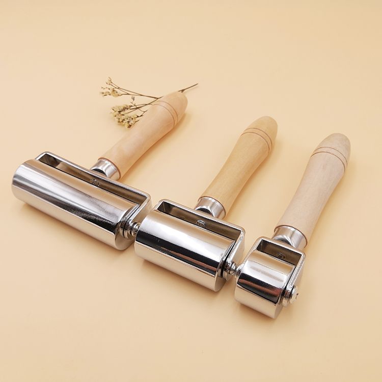 皮革铁滚轮手推轮滚压边器滚边器滚F胶轮皮革碾压轮小碾子手推滚
