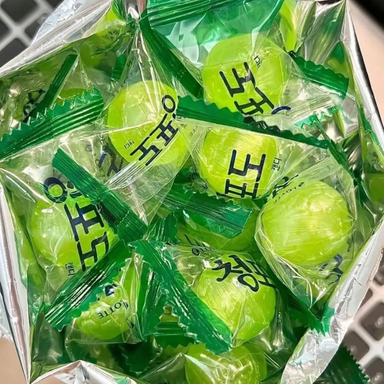 妮妮又饿了 韩国进口乐天休闲零食青葡萄味水果硬糖153g网红糖果