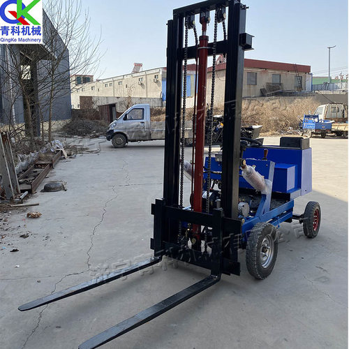 四支点平衡电动叉车 座驾式货运站货叉 0.5吨3米货物堆高车