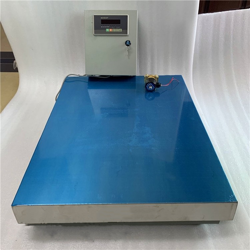 XK3190-C8+四路继电器自带模拟量控制型开关量PLC电子秤