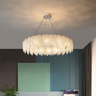 法式客厅灯奶油风吊灯现代轻奢简约大气家用卧室餐厅个性北欧灯具