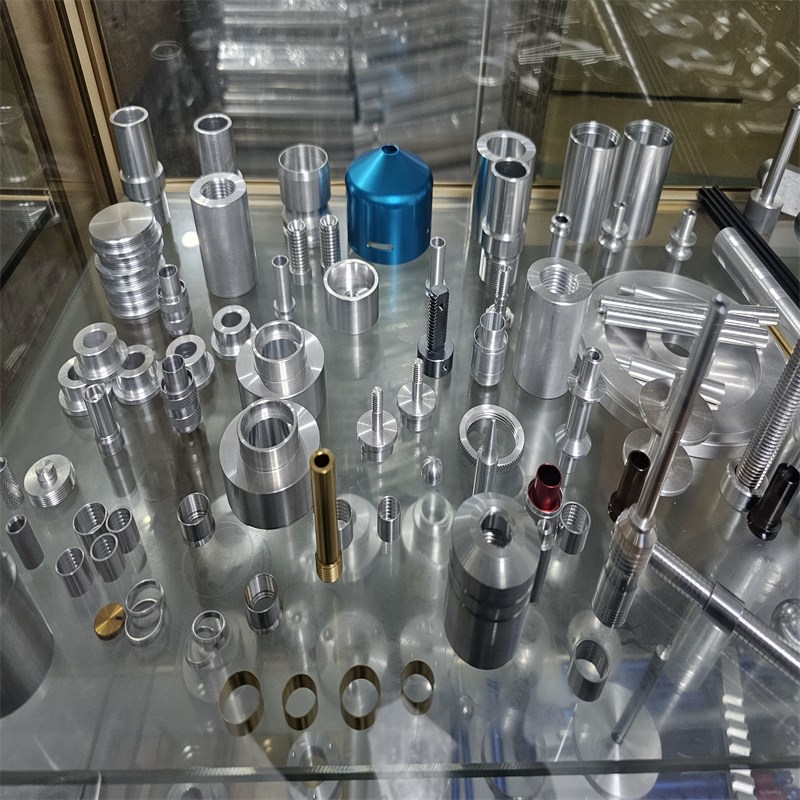 cnc加工数控车铣复o合精雕铝板精密机械五金零件打孔攻牙来图定做