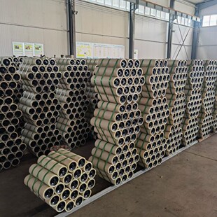 直径89的缓冲托辊  槽型托辊 摩擦上调心托辊下调心托辊 托辊支架