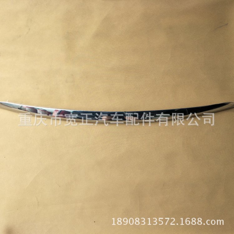 长安CS35机盖亮条长安CS35前引擎盖镀铬装饰条