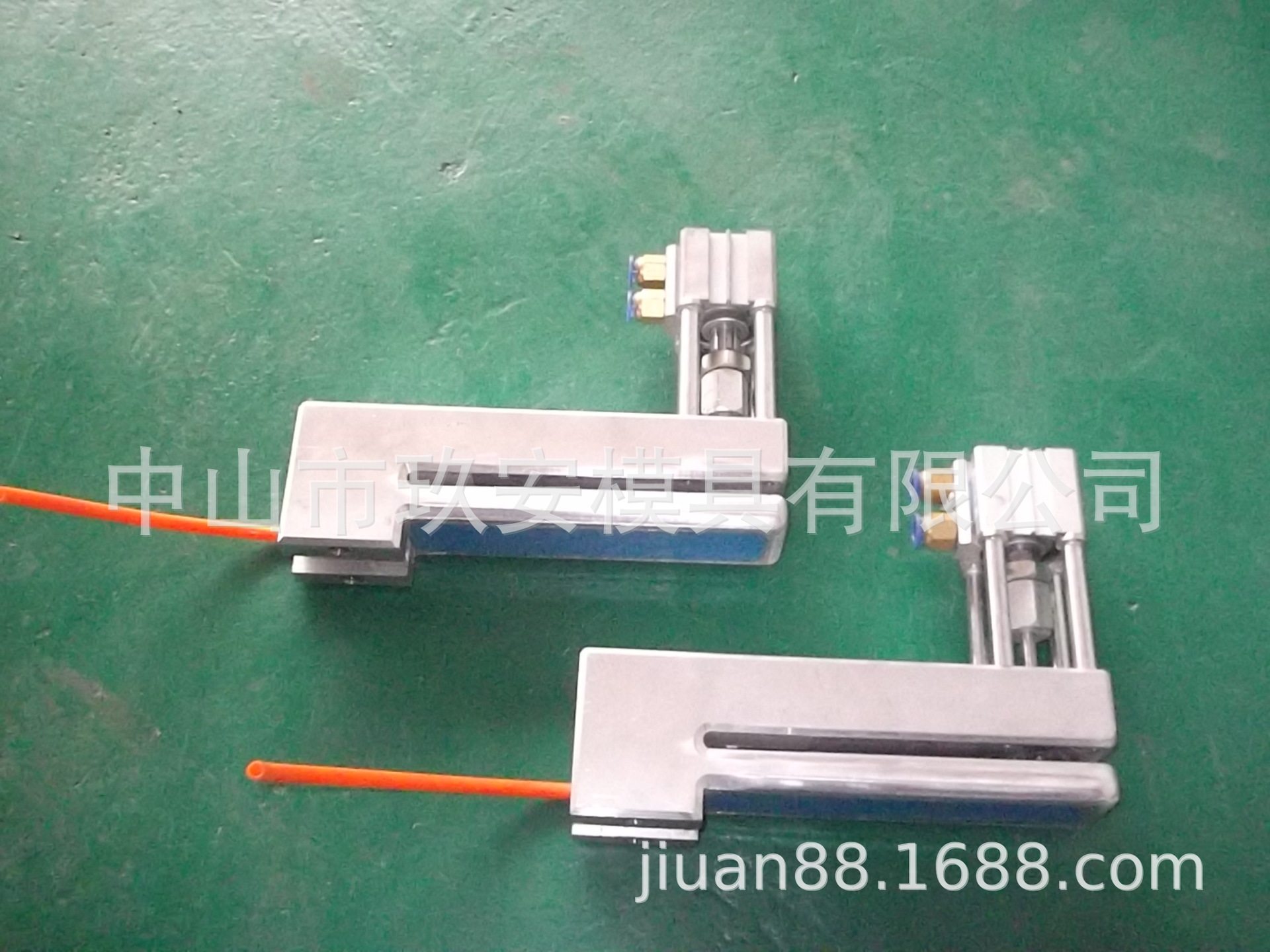 玖安模具供应圆孔单层冲孔模具