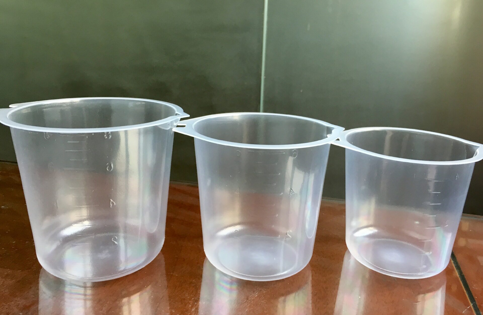 带刻度量杯 刻度杯 塑料量杯 计量杯 烘焙量杯 400ML 600ML 800ML