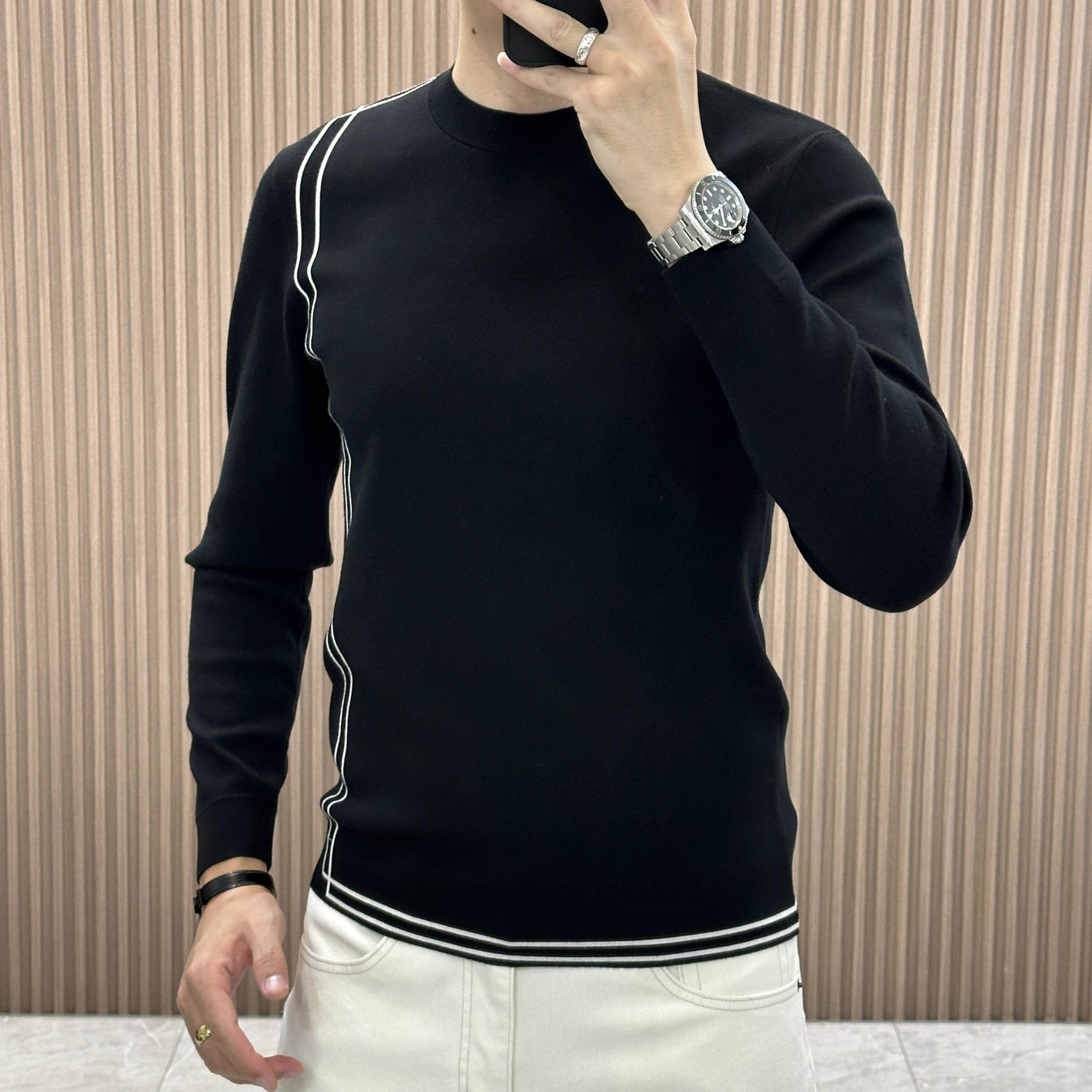 轻奢舒适针织长袖圆领